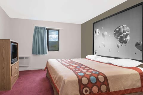 Photo of the whole room, On site