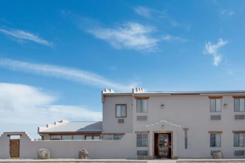 Property building, Day, On site, Time of day