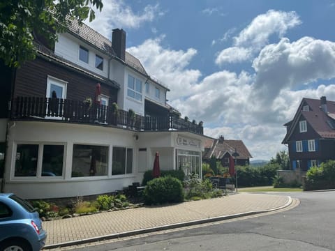 Property building, Day, Street view