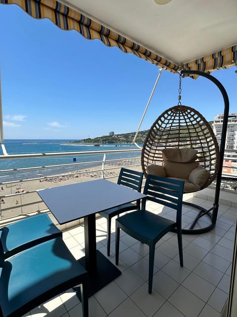 View (from property/room), Balcony/Terrace, Sea view