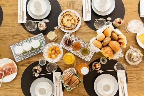 Continental breakfast