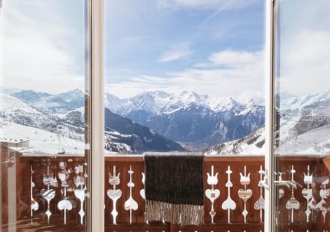 Property building, View (from property/room)