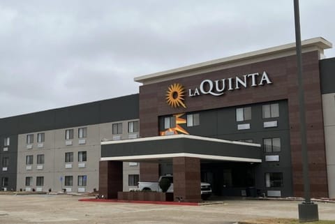 Property building, Location