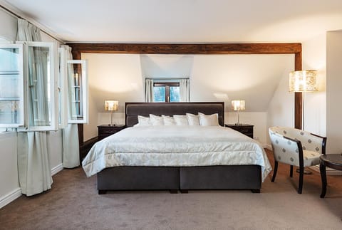Property logo or sign, Bedroom