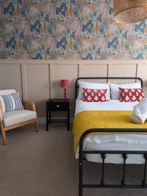 Rooms At The Rosebery Inn in Norwich