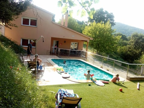 Activities, Garden, Balcony/Terrace, Garden view, Pool view, group of guests, Family