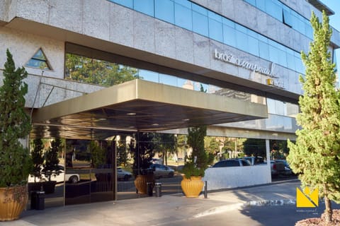 Property building, Day, Location