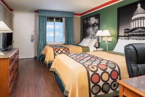 Photo of the whole room, On site