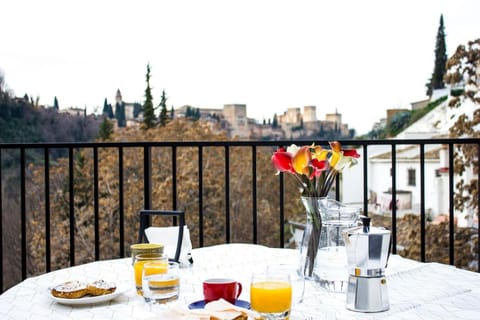 View (from property/room), City view, Landmark view, Mountain view, Street view
