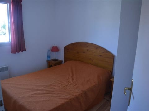 Maison Duplex 6 Pers. avec Terrasse, Piscine Chauffée et Climatiseur - FR-1-382-121 House in Vallon-Pont-d'Arc