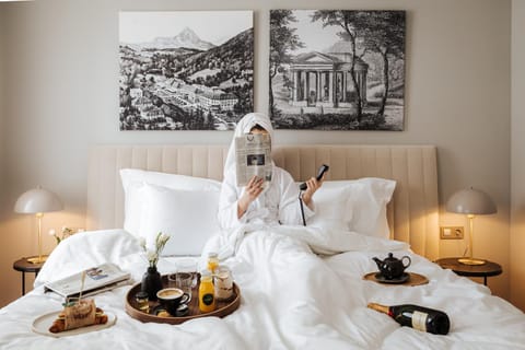 Bed, People, Bedroom, room service