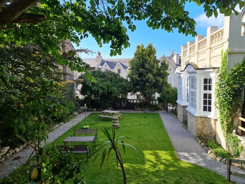 The Chelsea Bed and Breakfast in Llandudno