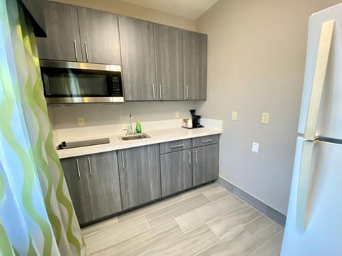 La Quinta by Wyndham Ada Hotel in Ada