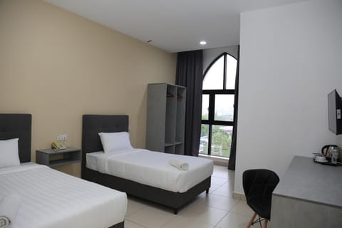 Bed, TV and multimedia, Photo of the whole room, Bedroom, hair dresser