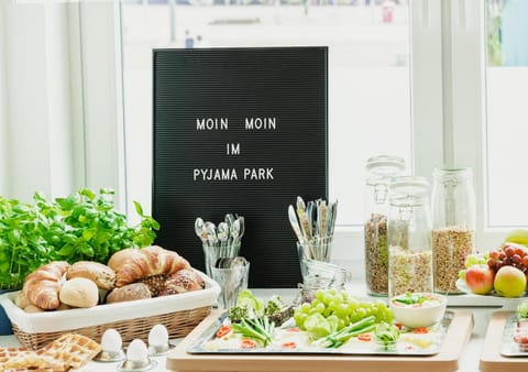 Food, Buffet breakfast