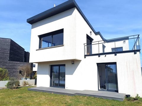 Maison neuve 4* avec Sauna, WIFI à 150m de la plage - Pleumeur-Bodou - FR-1-368-139 House in Brittany