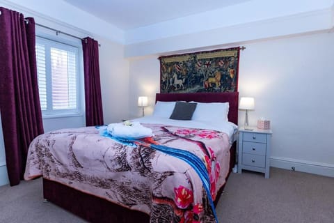 Raven Haven Glastonbury Bed and Breakfast in Glastonbury