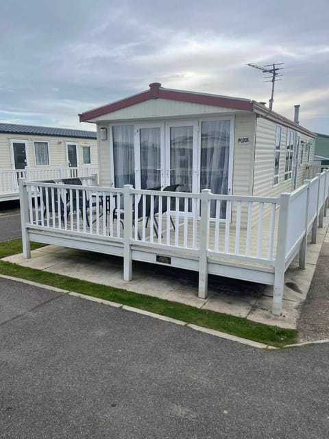 PG101 6 BERTH DELUXE ON THE GOLDEN PALM CHAPEL st LEONARD PG101 Apartment in Chapel Saint Leonards