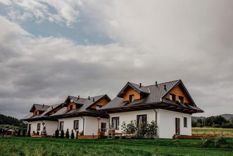 Property building, Day, Natural landscape, Garden
