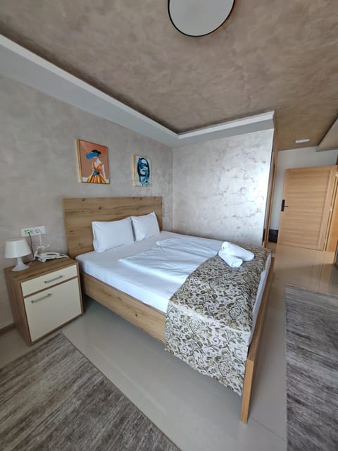 Garnet Hotel & Event Centar Hotel in Vojvodina