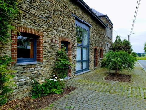 Espace Cosmos House in Wallonia, Belgium