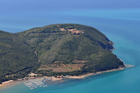 Castello di Populonia VILLA A MARE Apartment in Tuscany