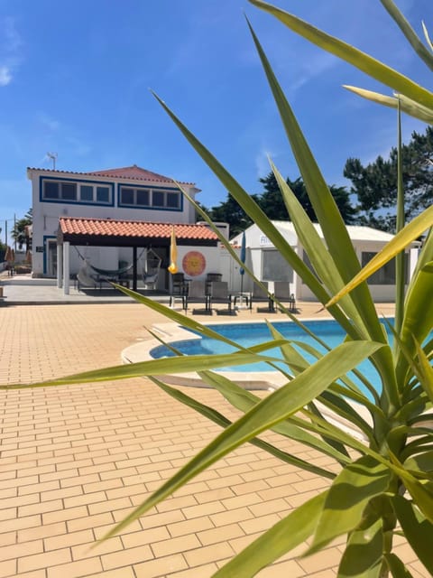 Pool view, Swimming pool, Swimming pool, sunbed