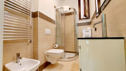 Colors POOL apartment - only family Apartment in Bardolino