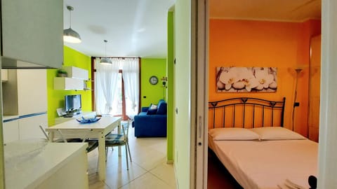 Colors POOL apartment - only family Apartment in Bardolino