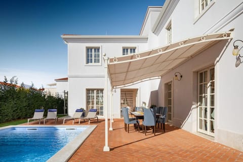 Garden, View (from property/room), Balcony/Terrace, Pool view, Swimming pool