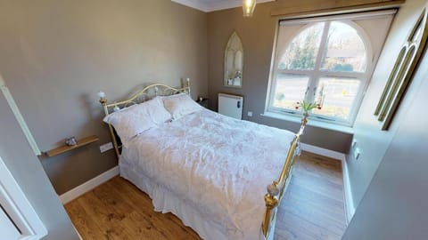 Little Bury Barn House in Bury Saint Edmunds