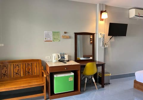 TV and multimedia, Bedroom, hair dresser, heating