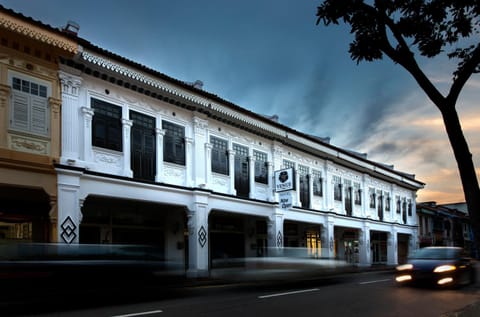 Facade/entrance