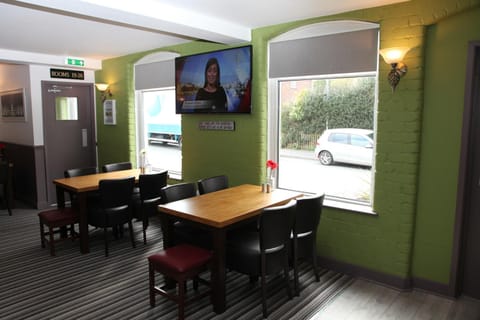 Liberal House Tamworth Hotel in Tamworth