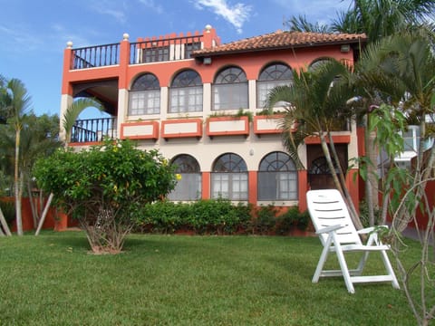 Garden, Area and facilities