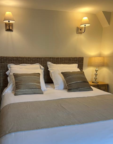 Hotel l'Avenue Hotel in Chantilly