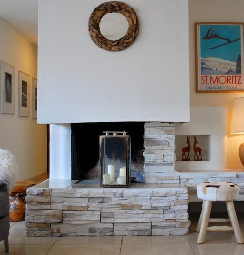 Living room, Decorative detail