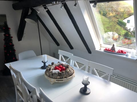 Schöne Ferienwohnung Altes Gebälk Fachwerkhaus Apartment in Rhein-Hunsrück-Kreis