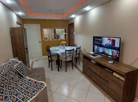 Communal lounge/ TV room, Living room, Dining area
