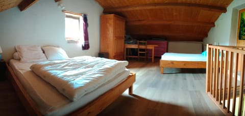 Lespine-10 min Caverne Pont d'Arc Apartment in Provence-Alpes-Côte d'Azur