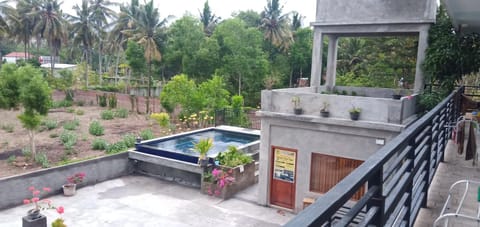 Massage, Balcony/Terrace, Pool view