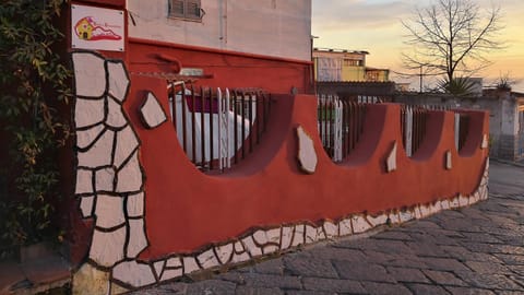 Property building, Facade/entrance, Property logo or sign