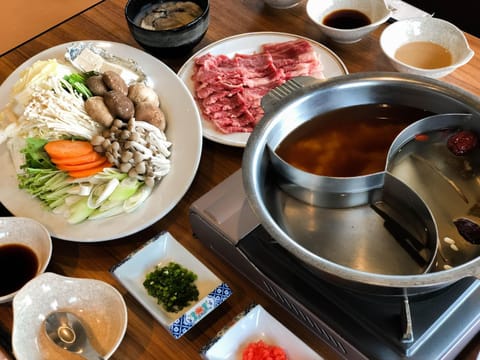 Restaurant/places to eat, Food, Dinner