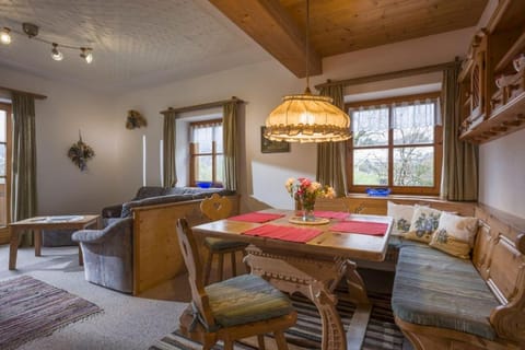 Haus Seeblick am See Apartment in Salzburgerland