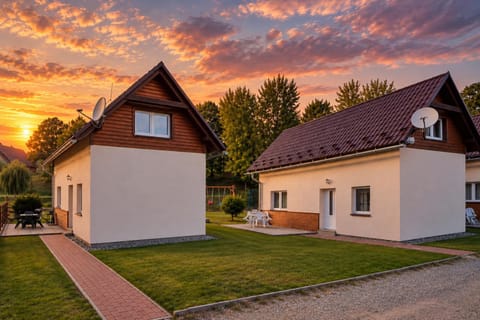 Property building, Day, Sunrise, Sunset
