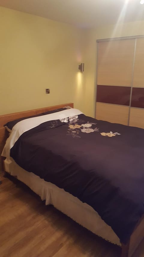 Willow house Eircode F92V67T No kitchen no washing machine at this time available Vacation rental in County Donegal