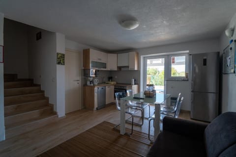 House Sakarun with swimming pool House in Zadar County