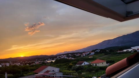 Natural landscape, Mountain view, Sunset