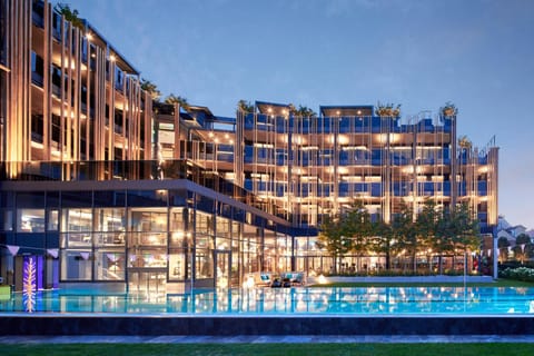 Property building, Swimming pool