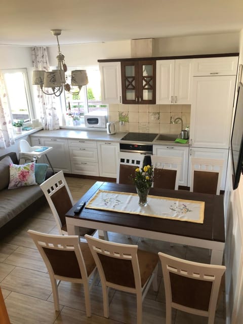 Domek u Oliwii 13 Na Gwizdowce Nature lodge in Pomeranian Voivodeship